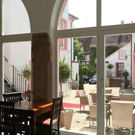 Weisses Ross Designhotel كيرشهايمبولاندن المظهر الخارجي الصورة